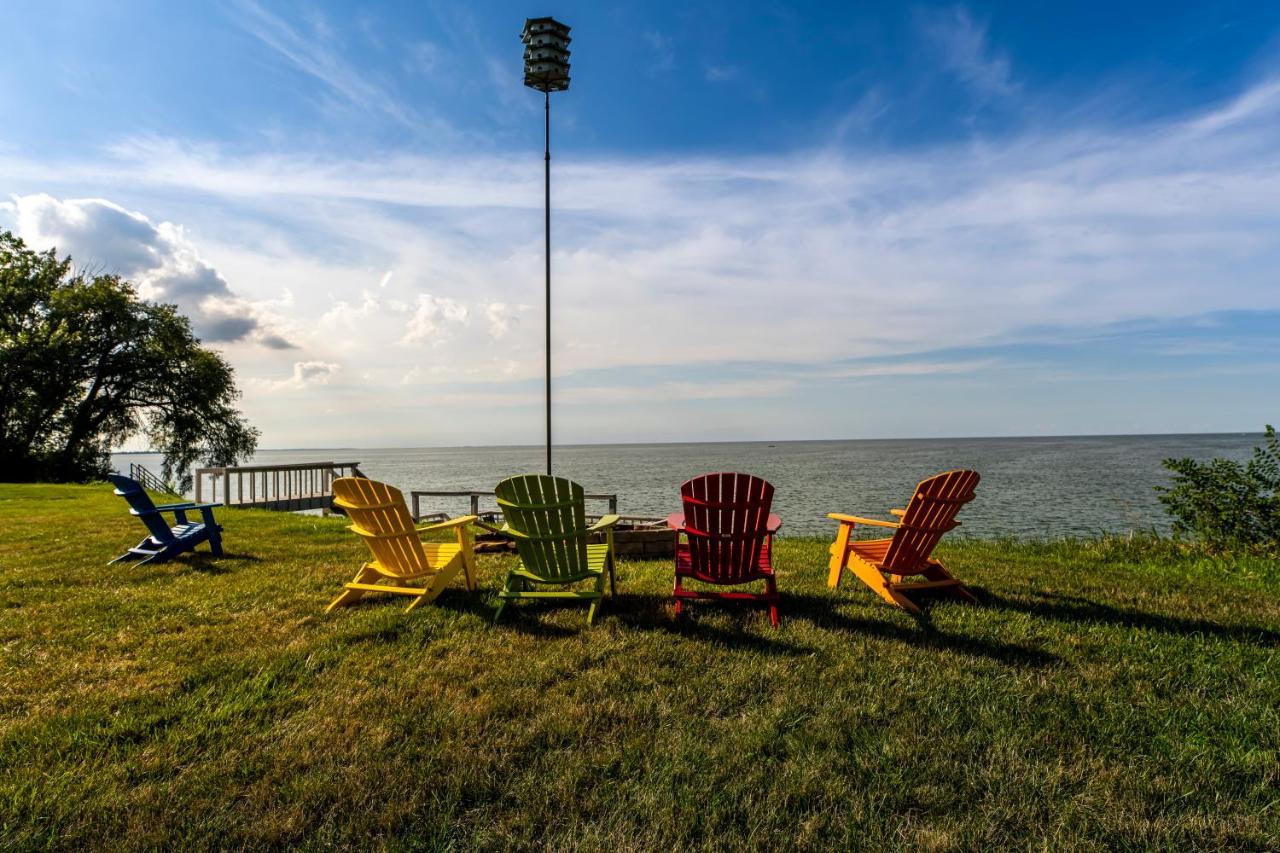 Cozy Lakefront Cottage Huron Exterior photo