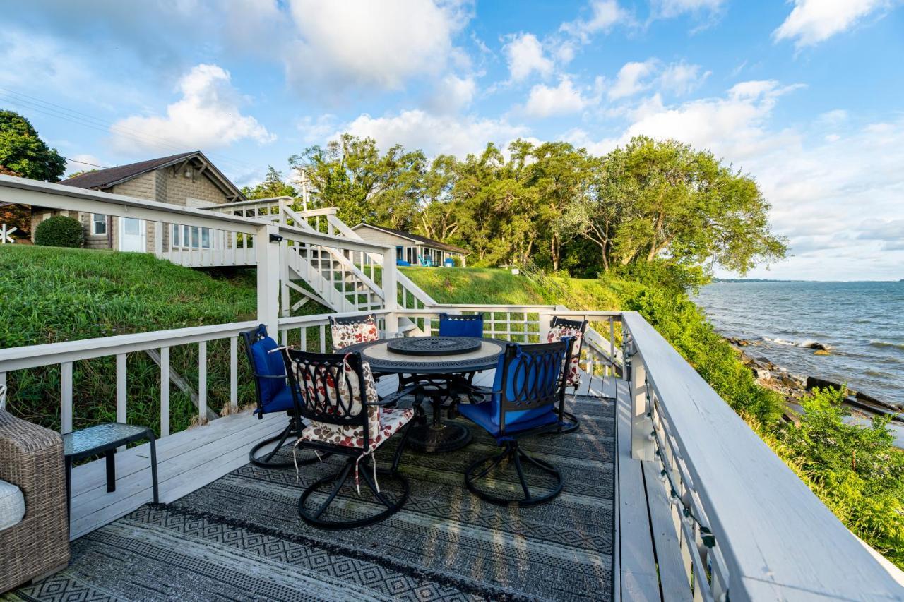 Cozy Lakefront Cottage Huron Exterior photo