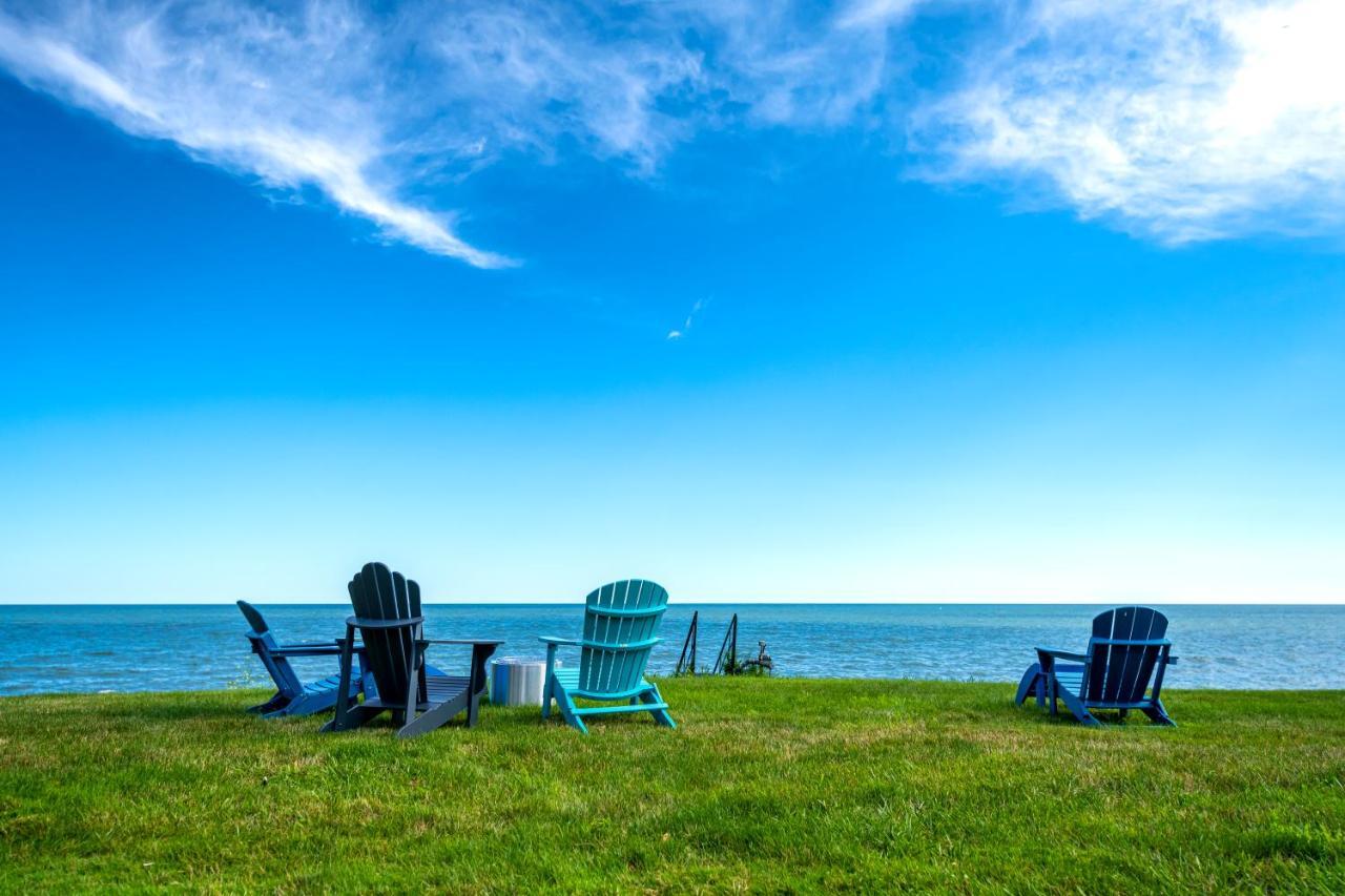 Cozy Lakefront Cottage Huron Exterior photo